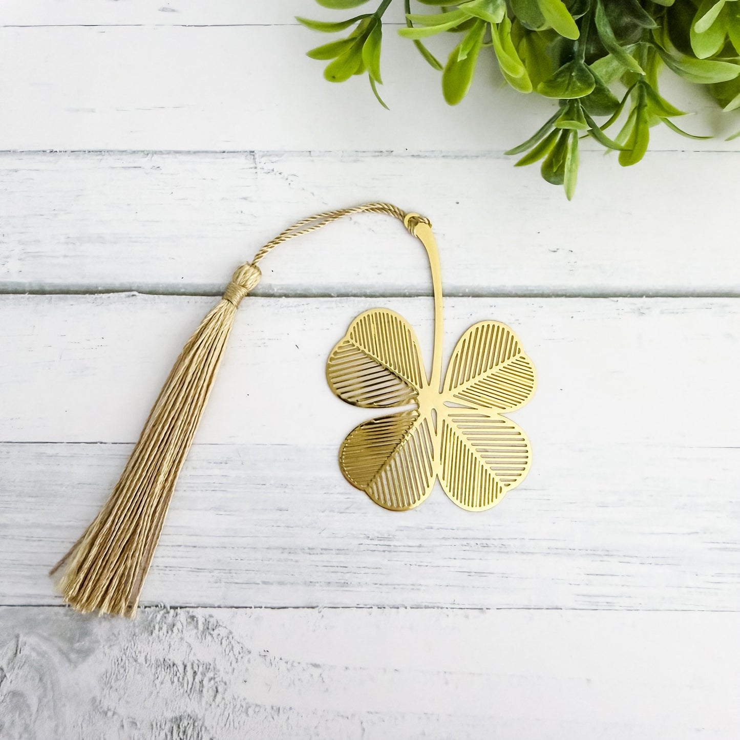Clover Metal Bookmark with Tassel