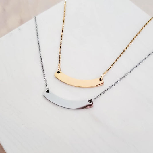 Curved Bar Necklace